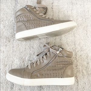 Steve Madden Explorre High Top Sneakers Dark Taupe